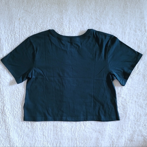 VANS🛹 Circle Tab Cropped Tee👕 - NWT - Picture 2 of 10